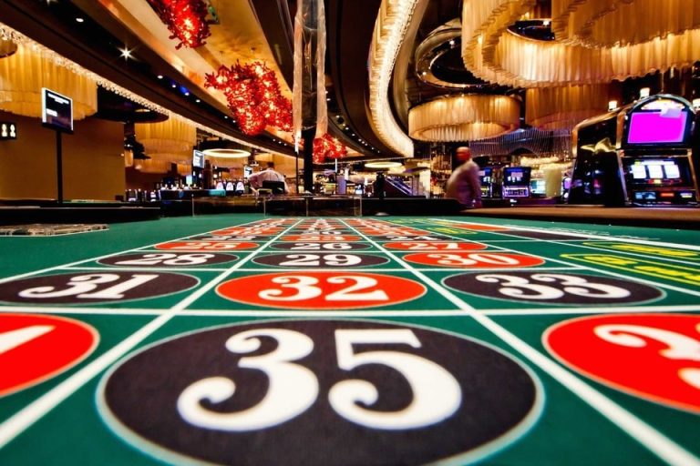 Gambling and the Microsecond of Truth: The Moment Before the Result